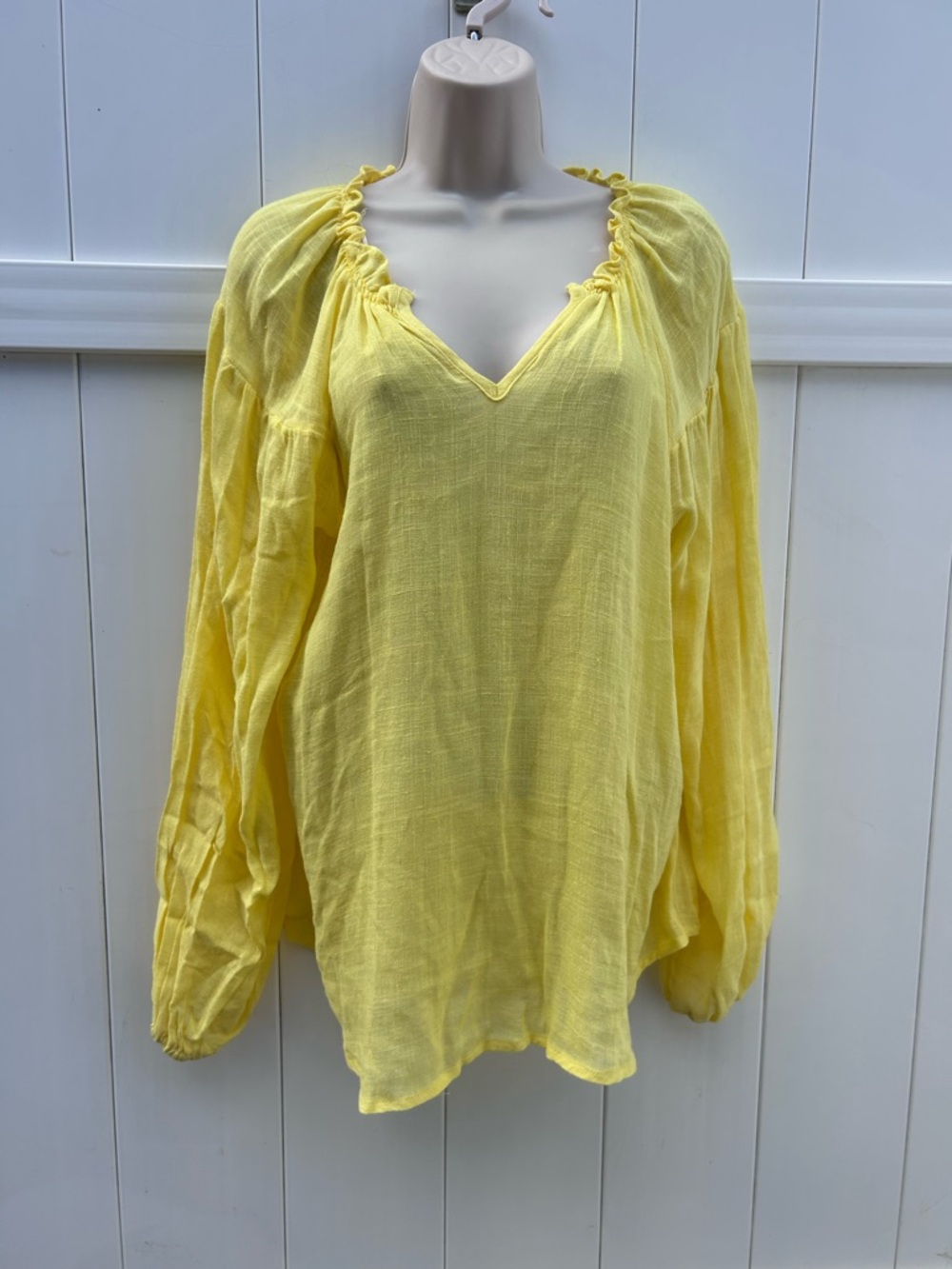 Umgee Sunlit Lemon Yellow V-Neck Long Sleeve Lightweight Peasant Tunic NEW Sz L